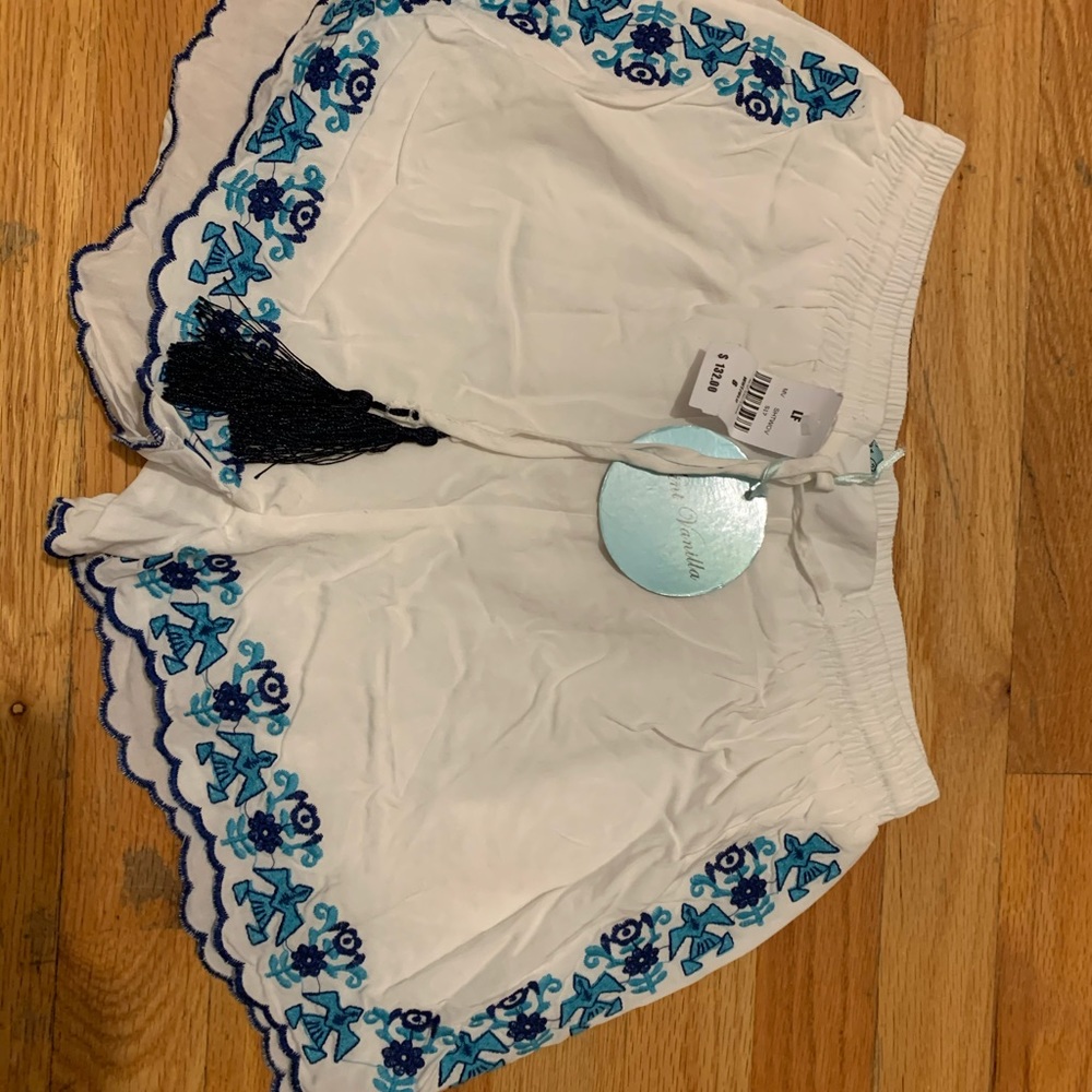 BRAND NEW LF SHORTS